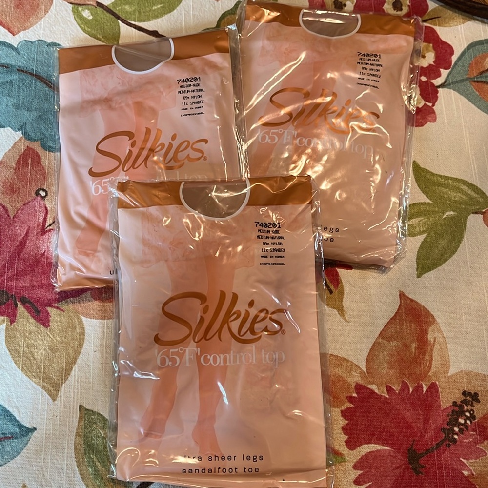 NWT 3 Silkies 65* Control Top Nude, Med Nylons 740201 ultrasheer sandalfoot toe